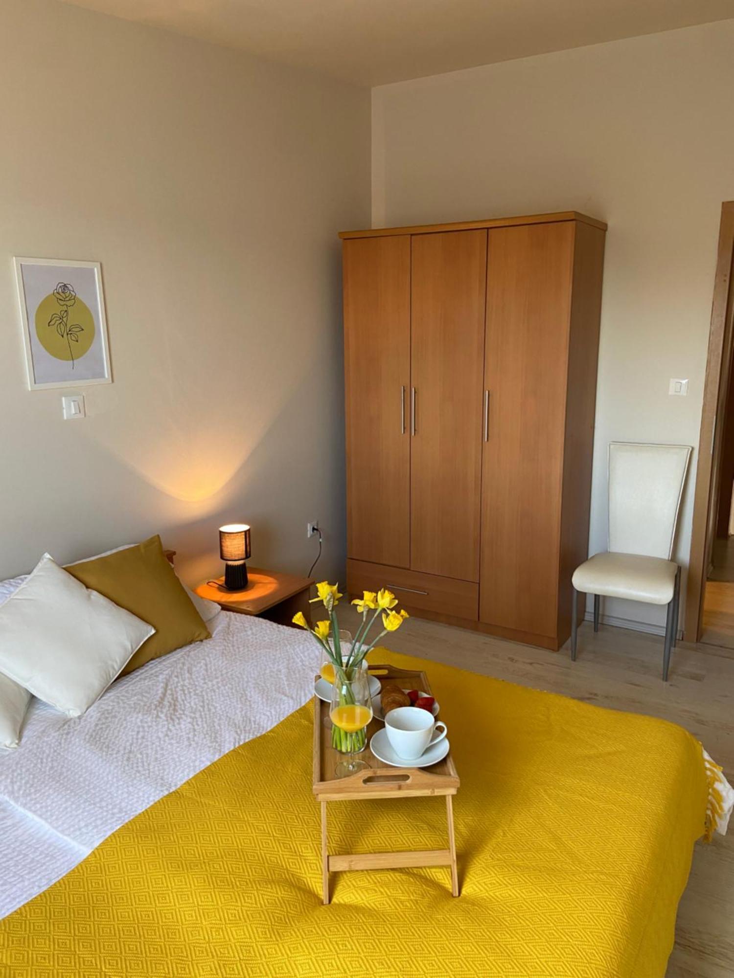 Apartments Eva Savar Extérieur photo