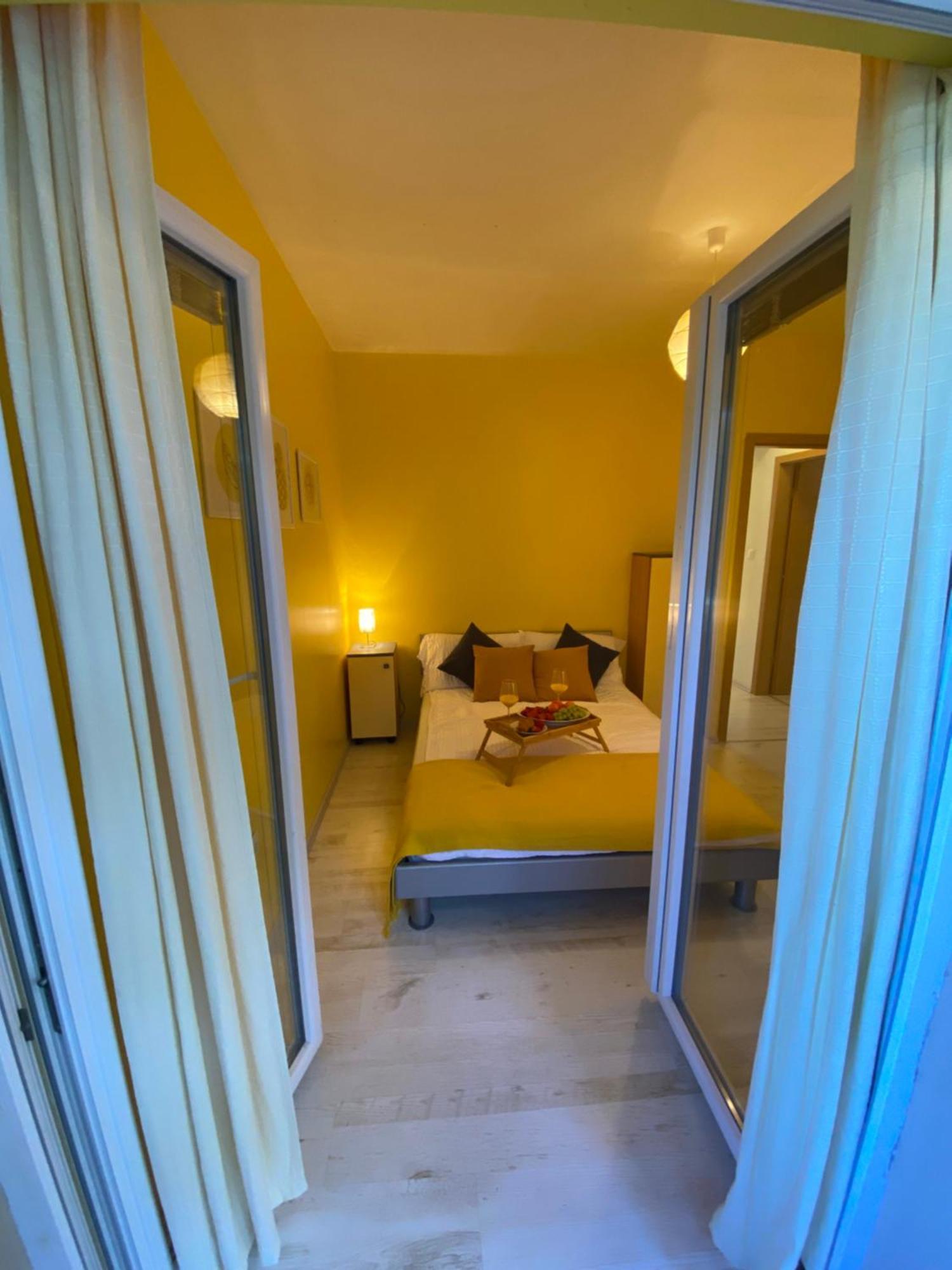 Apartments Eva Savar Extérieur photo